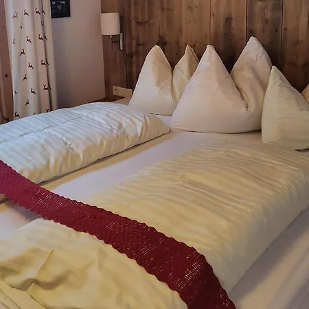 In Hohe Tauern With Mountain Views Appartement *