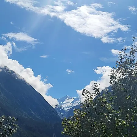 In Hohe Tauern With Mountain Views Neukirchen am Großvenediger