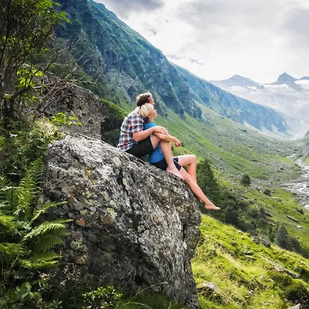In Hohe Tauern With Mountain Views Neukirchen am Großvenediger